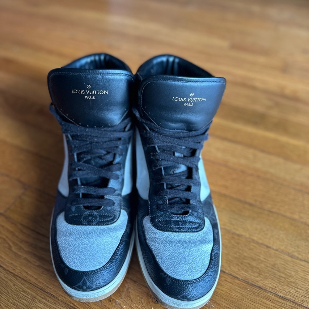 Louis Vuitton Sneakers Rivoli Classic monogram